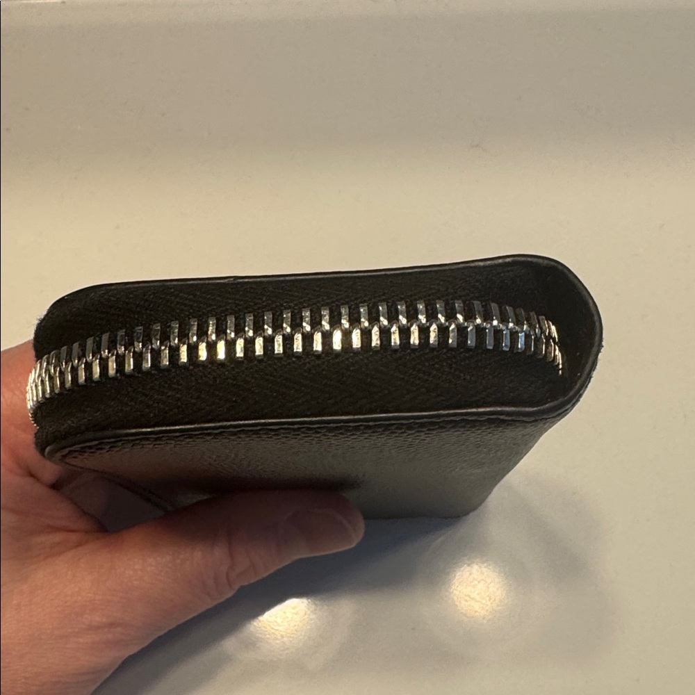 Saint Laurent Black Leather Zip-Around Card Wallet - Picture 5 of 10